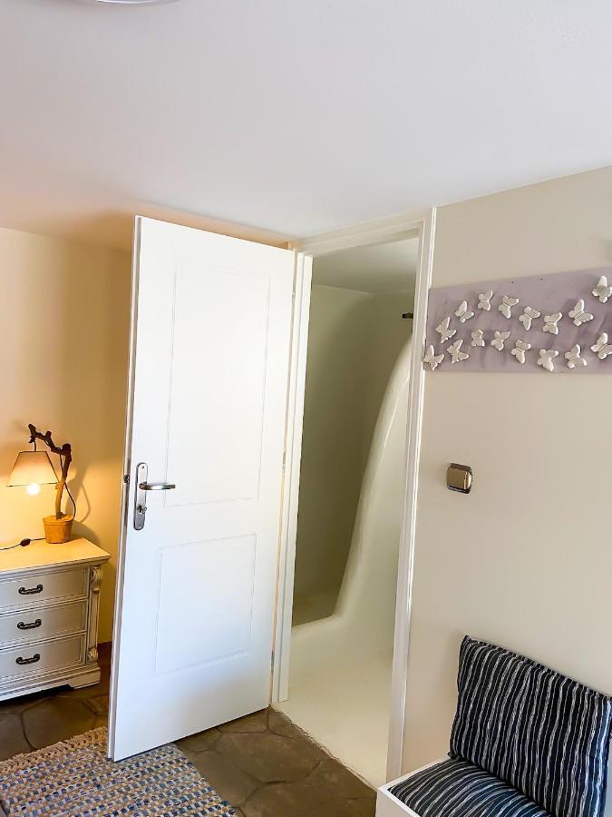 Pistachio Guesthouse, Παραδοσιακός Ξενώνας Vathí Zewnętrze zdjęcie