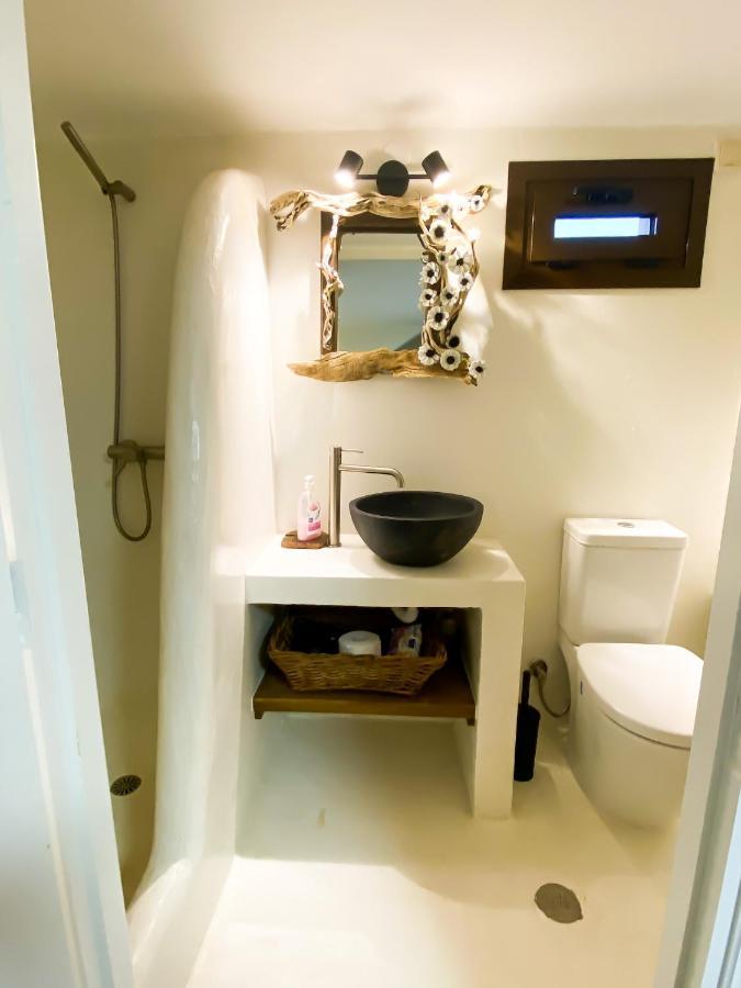 Pistachio Guesthouse, Παραδοσιακός Ξενώνας Vathí Zewnętrze zdjęcie