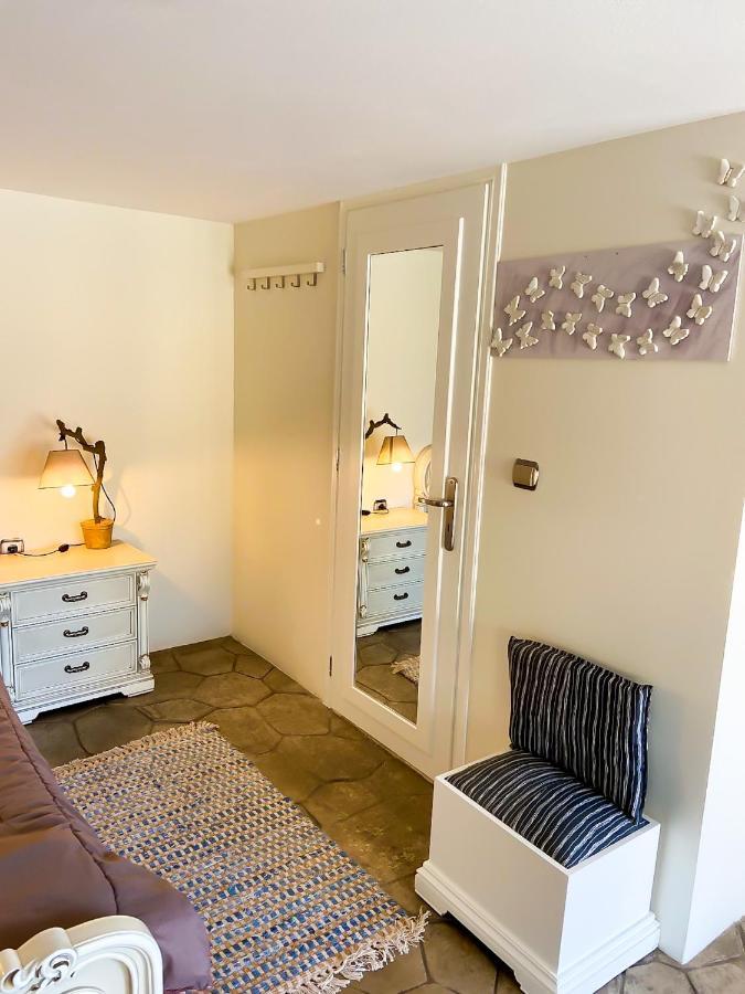 Pistachio Guesthouse, Παραδοσιακός Ξενώνας Vathí Zewnętrze zdjęcie